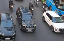 Presiden Jokowi Naik Innova Zenix Pelat RI-1, Begini Penjelasan Istana