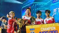 Tim Bigetron Red Aliens berpose setelah menjadi juara pada PMCO 2019, di Malaysia.  (FOTO / Ist Bigetron)