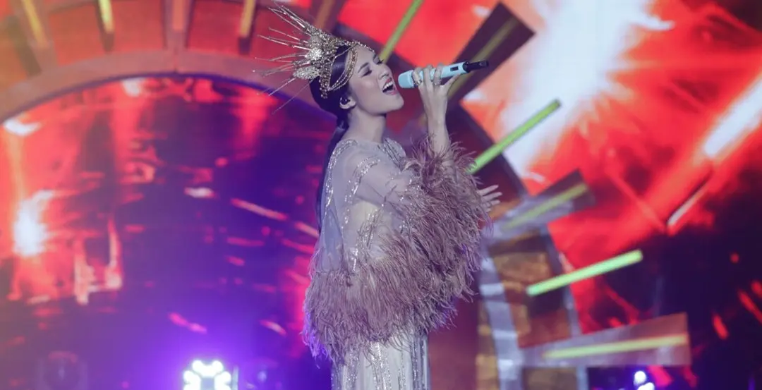 Raisa tampil di HUT ke-27 SCTV.