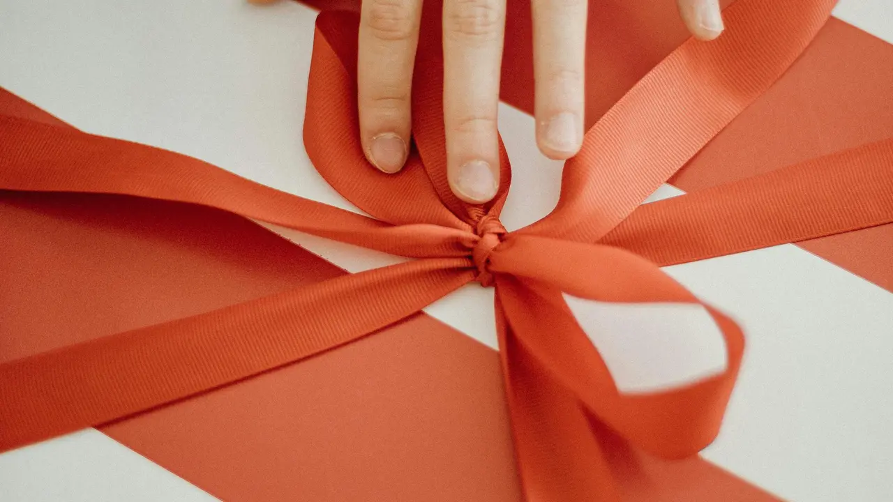 Ide Hadiah untuk Teman Terkena Layoff yang Berguna dan Berkesan