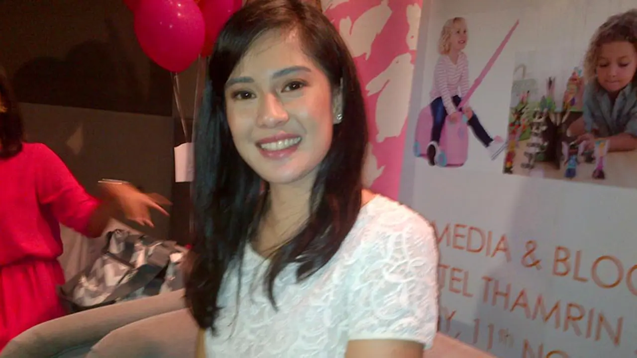 Dian Sastro: Keluarga di Atas Segalanya