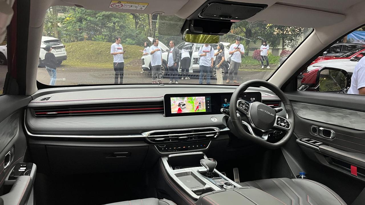 Jajal Jetour Dashing Bandung-Jakarta, Ini Kelebihan dan Kekurangannya