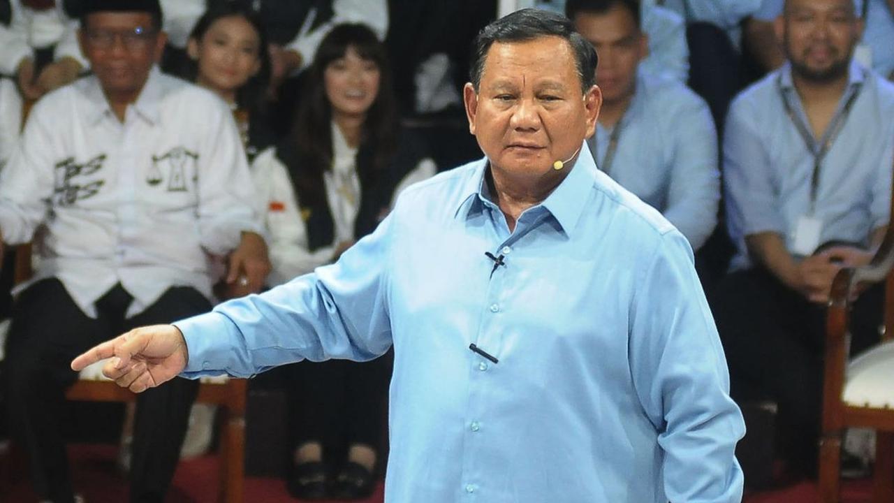 <b>Prabowo Keras ke Anies: Kalau Jokowi Diktator, Anda Tidak Jadi Gubernur</b>
