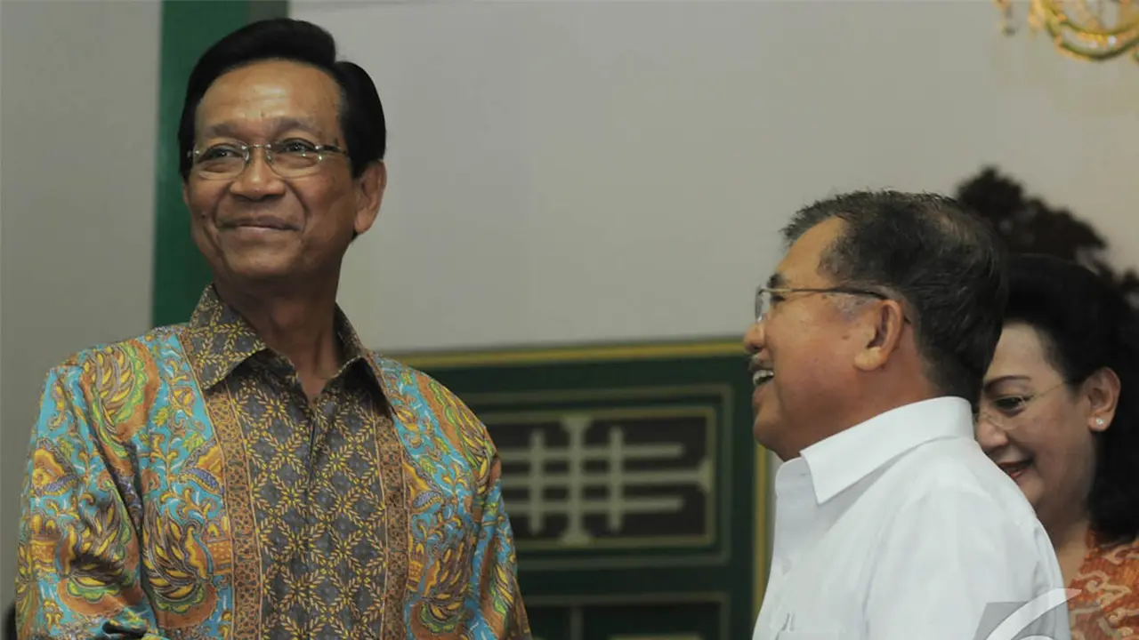 Meski Dikunjungi Jokowi, Sultan Mengaku Netral