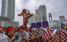 FOTO: Pawai Ogoh Ogoh Semarakkan Jakarta Jelang Hari Raya Nyepi