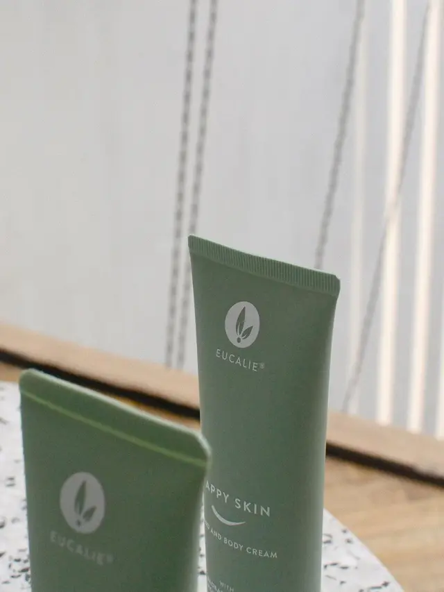 Euclie mengandung bahan alami/Instagram @Eucalie_id