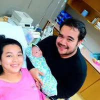 Tya Arifin dan Asyraf Khalid resmi menjadi orangtua.