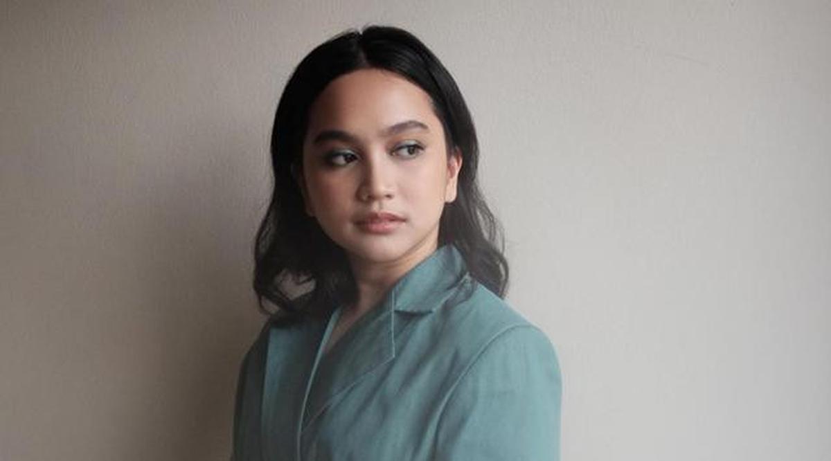 15 Artis Wanita Populer Ini Ternyata Lulusan UI, Cantik dan Pintar Sekaligus