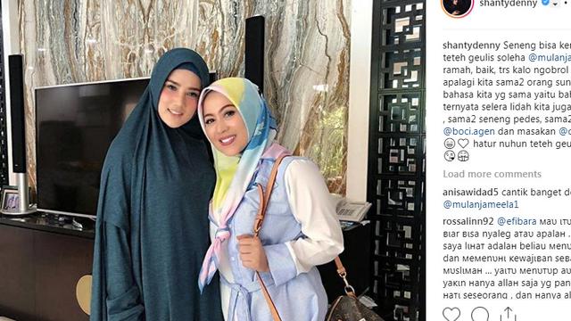 Shanty, istri Denny Cagur, bersama Mulan Jameela (Instagram/ https://www.instagram.com/p/BrkK2JqFsQ4/)