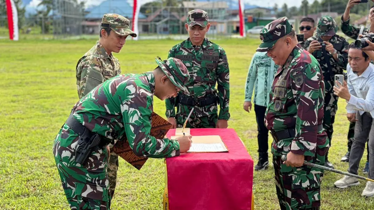 Program TNI Manunggal Membangun Desa (TMMD) ke-128 di wilayah Kodim 1430/Konawe Utara resmi ditutup pada Kamis (21/5/2026).