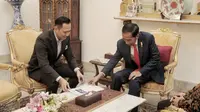 Kogasma Pemenangan Pemilu Partai Demokrat Agus Harimurti Yudhoyono atau AHY bertemu Presiden Joko Widodo atau Jokowi di Istana Merdeka, Selasa (6/3/2018). (Liputan6.com/Partai Demokrat)