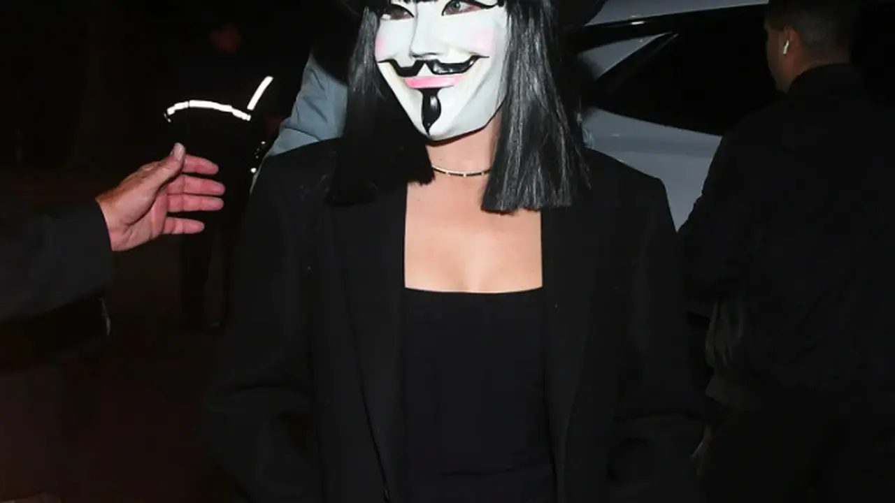 Deretan Potret Kostum Halloween Selebriti Hollywood, Siapa Paling Keren?
