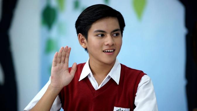 Live Streaming SCTV Sinetron dari Jendela SMP Episode ...