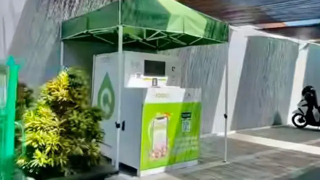 noovoleum menyediakan UCOllect Box untuk mengumpulkan minyak jelantah