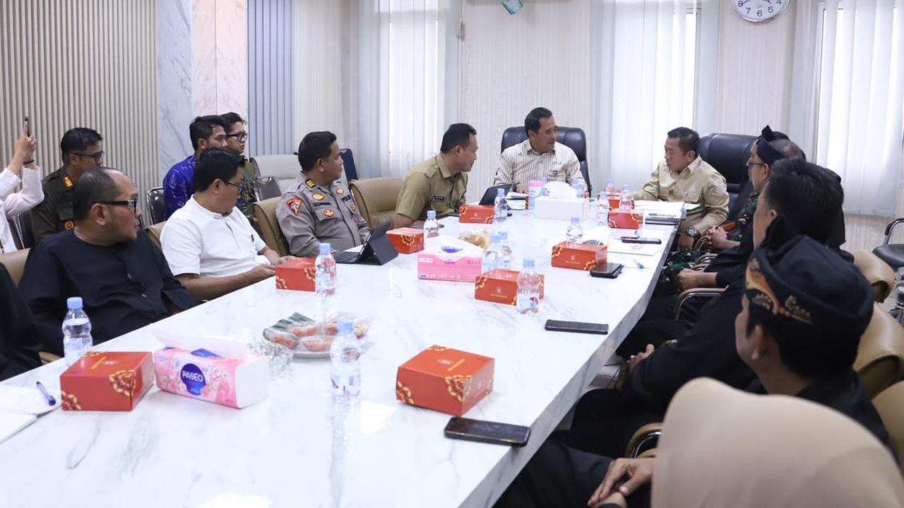 Kemendagri Apresiasi Program Simponi Karawang, Perkuat Satlinmas dan Hidupkan Siskamling