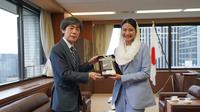 Wakil Menteri Perdagangan RI Dyah Roro Esti Widya Putri saat bertemu Wakil Menteri Hubungan Internasional Kementerian Ekonomi, Perdagangan, dan Industri (METI) Jepang Takehiko Matsuo di sela-sela rangkaian misi dagang Indonesia ke Jepang, di Tokyo, Jepang, Senin (9/6/2025).