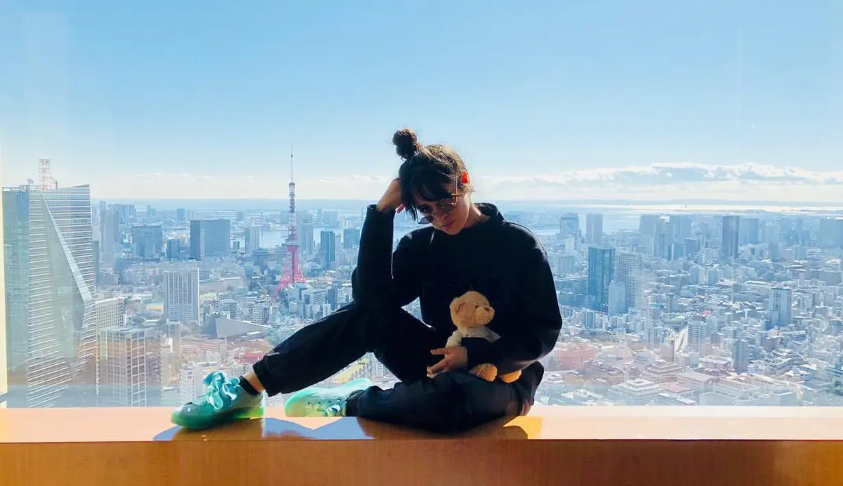 Saat ditanya mengenai kisah cintanya, Camila mengatakan bahwa dirinya benar-benar bahagia dan tak pernah merasa sebahagia itu. (instagram/camila_cabello)