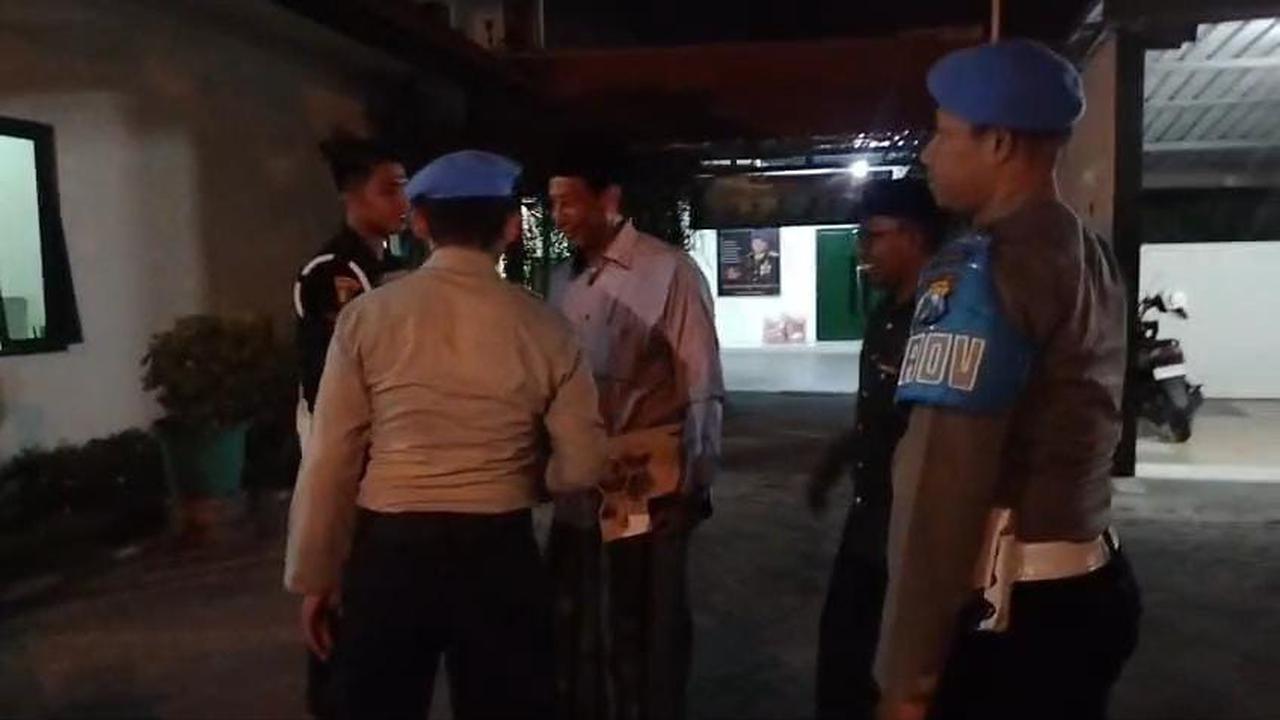 Viral di Lamongan, Anggota TNI Diduga Pukul Kepsek Gara-Gara Kaos Kaki