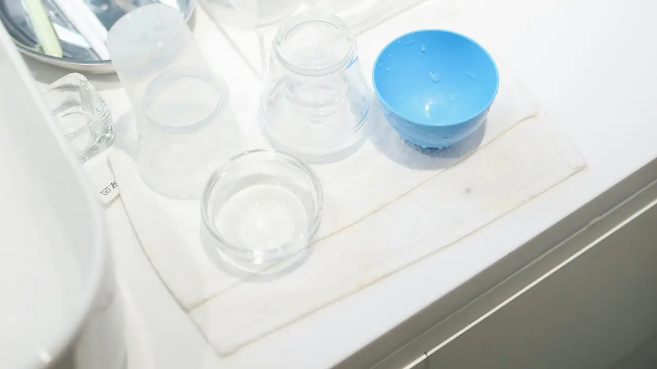 3 Tips Memilih Exfoliant Toner yang Aman untuk Kulit Sensitif