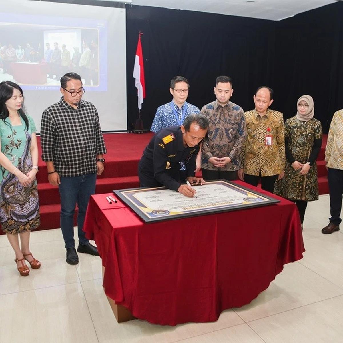 KPU Bea dan Cukai Tipe A Tanjung Priok secara resmi meluncurkan Program Inisiatif Penggunaan Jaminan Nontunai Elektronik