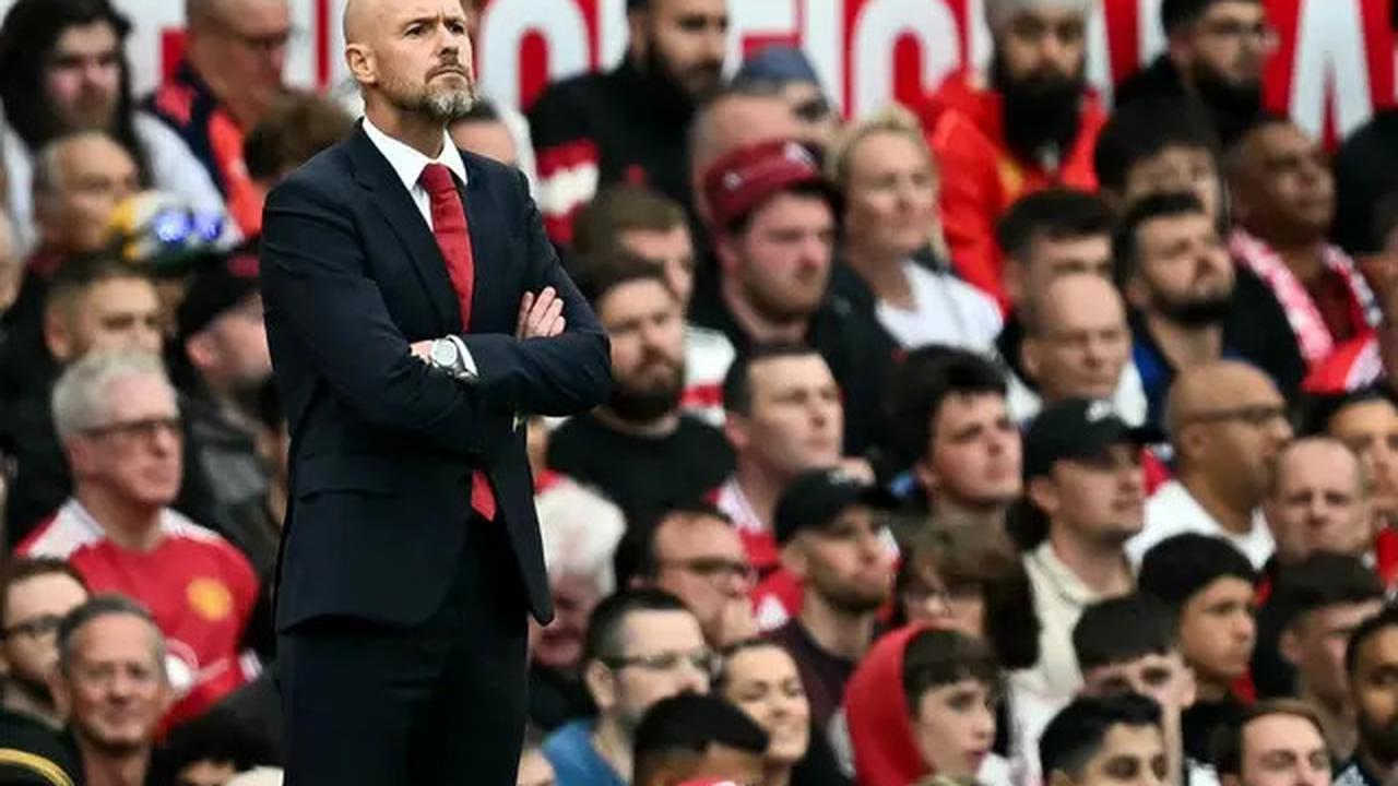 Van Basten Serang Ten Hag: 'Orang Bodoh' yang Buang-buang Uang Manchester United