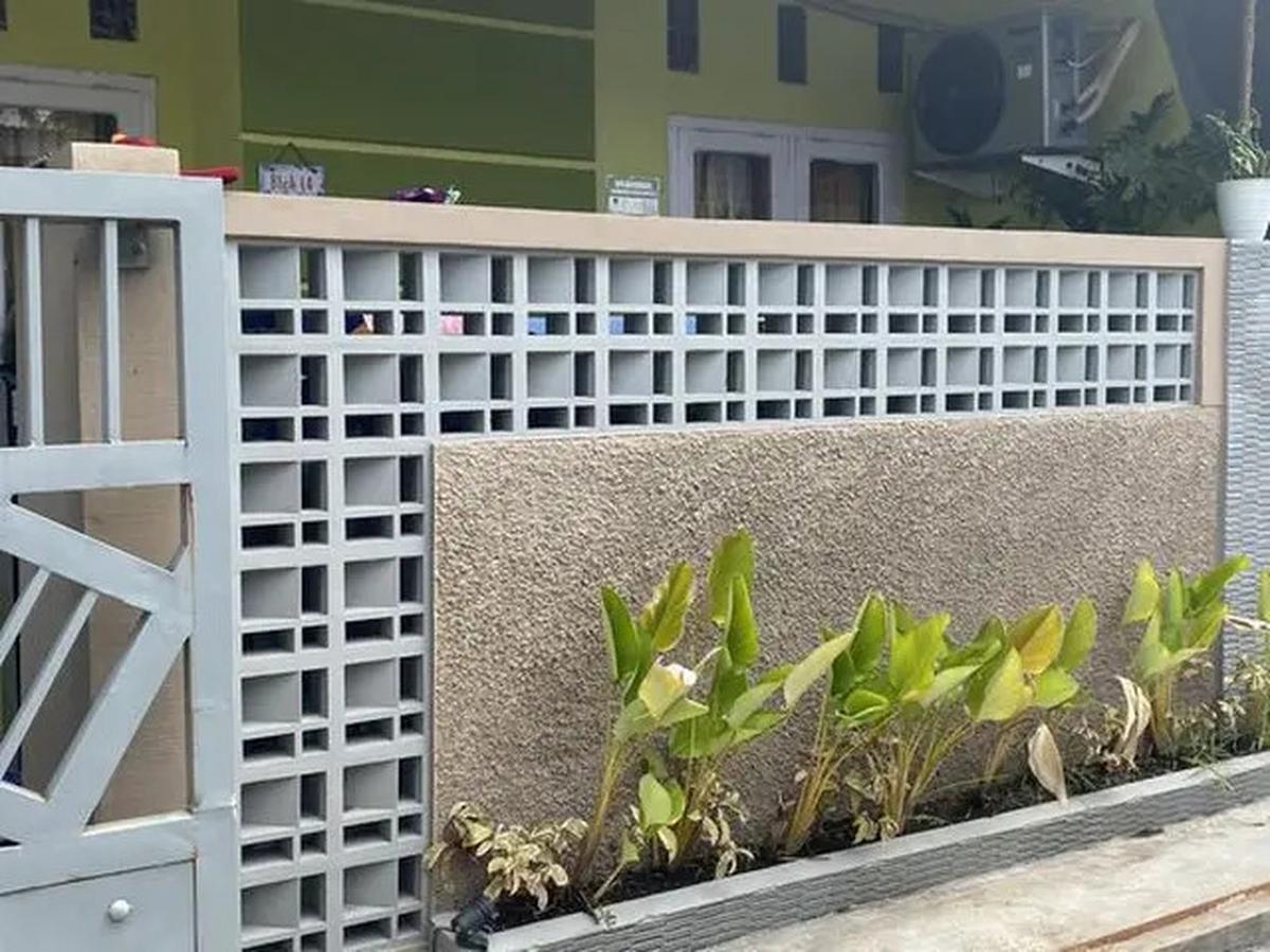 10 Desain Pagar Tembok Minimalis yang Unik dan Bikin Rumah Makin Estetik