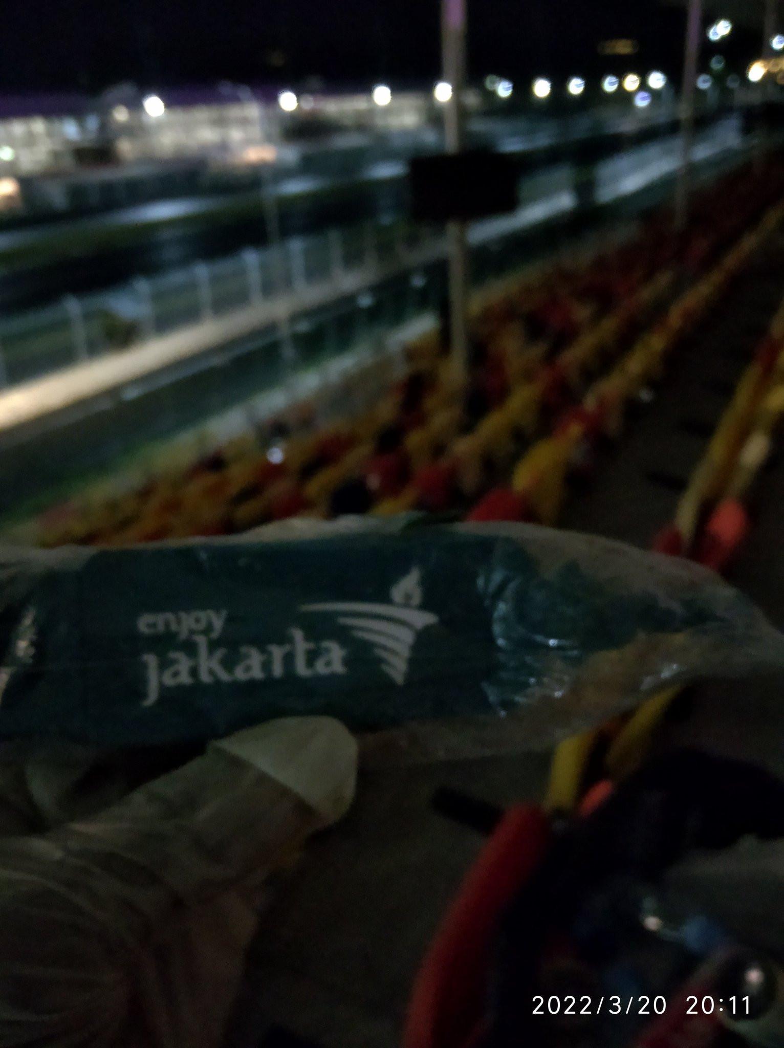 Sampah di tribun Sirkuit Mandalika (Twitter/@Muhammad_Getar)
