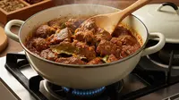 9 Tips Memanaskan Rendang Agar Tidak Cepat Basi, Hindari Kesalahan Fatal Ini