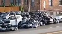 Acura RDX yang tertimbun sampah (Instagram/whatsinnewyork)