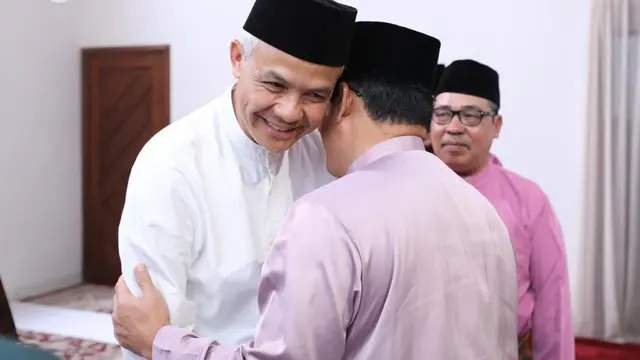 Bakal Calon Presiden (Bacapres) Ganjar Pranowo bertemu dengan Lembaga Adat Melayu (LAM) Riau di kawasan Kuningan, Jakarta Selatan, Sabtu (7/10) malam (Istimewa)
