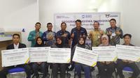Kantor Cabang ASABRI Bandung, Surabaya, dan Yogyakarta secara serentak menyerahkan bantuan Beasiswa Pendidikan