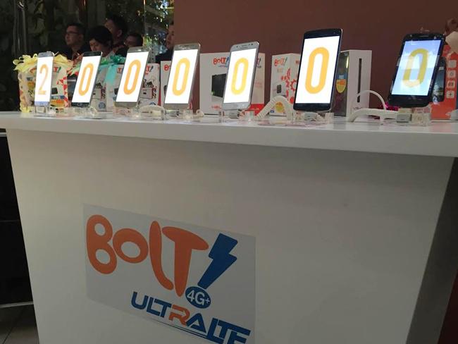 Inovasi layanan internet dari Bolt akan memudahkan kita berkomunikasi dan silaturahmi dengan kerabat juga sahabat | Photo: Copyright Doc Vemale.com