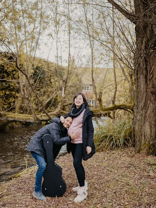 Kimberly Ryder dan Edward Akbar (Instagram/edward_akbar)