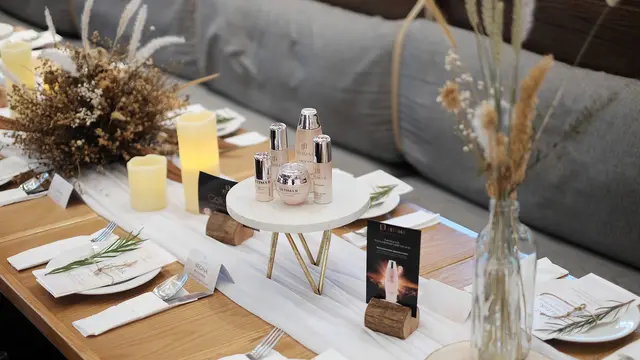 Perawatan kecantikan untuk penuaan dini.