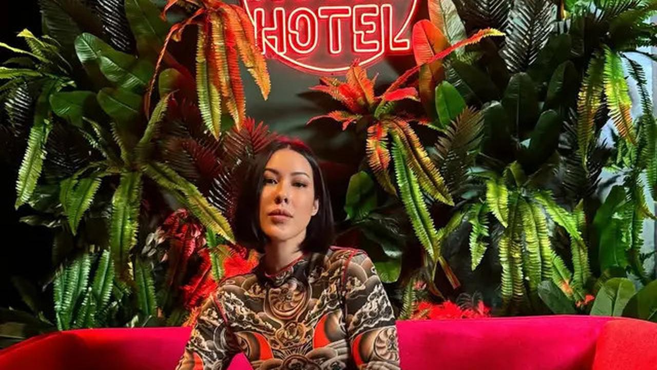 6 Gaya Fashion Patricia Schuldtz yang Penuh Karakter, Modern dan Stylish