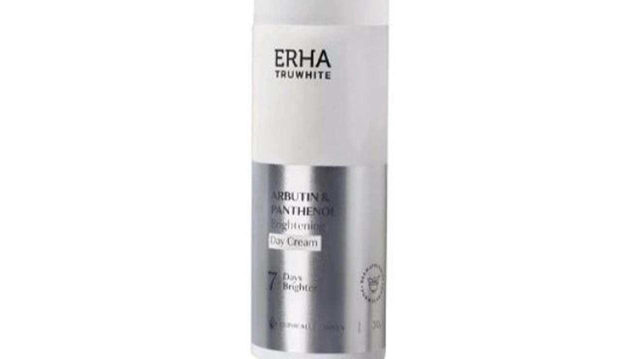 5. ERHA Truwhite Arbutin &amp; Panthenol Brightening Day Cream: Mencerahkan dalam 7 Hari