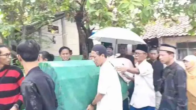 Korban kecelakaan kereta di Bekasi Timur