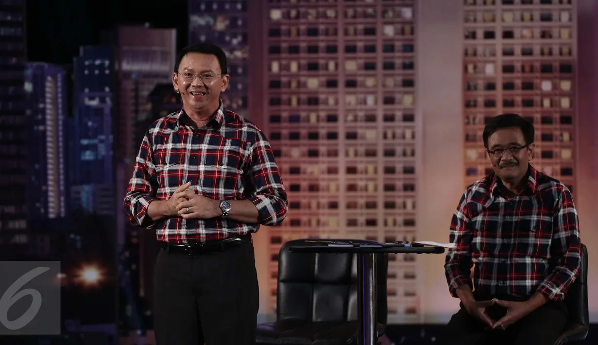 Cagub DKI Jakarta nomor 2, Basuki T Purnama memaparkan visi misi pada debat perdana Cagub DKI Jakarta di Bidakara, Jakarta, Jumat (13/1). Birokrasi bersih adalah yang utama untuk membuat program sosial ekonomi Jakarta. (Liputan6.com/Faizal Fanani)