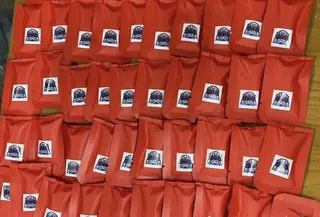 Polri Bongkar jaringan peredaran vape mengandung etomidate, zat berbahaya yang di kawasan Asia Tenggara dikenal dengan istilah Vape Zombie. Kasus terbaru terungkap di kawasan Pantai Indah Kapuk (PIK), Jakarta Utara. (Istimewa)