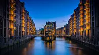 15 Stunning Places That Have the Nickname Venice of the North