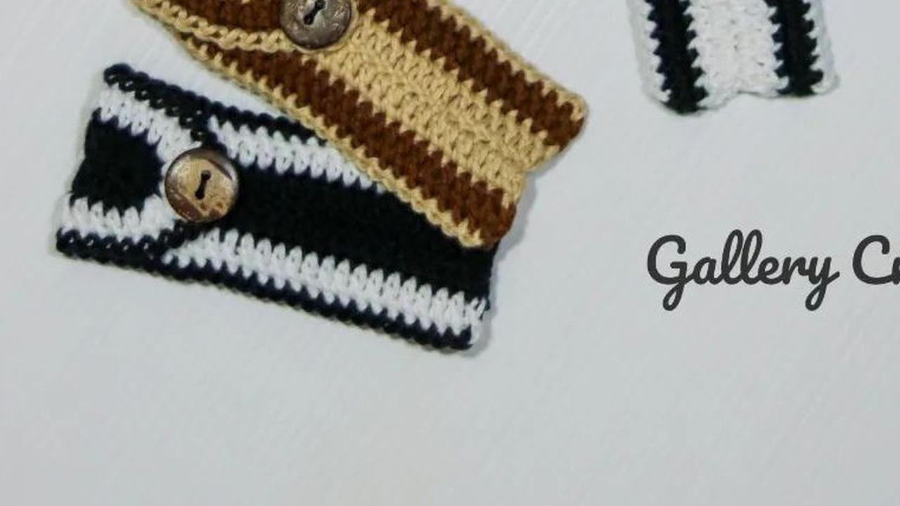 <b>2. Amplop Gantungan Kunci Rajut</b>