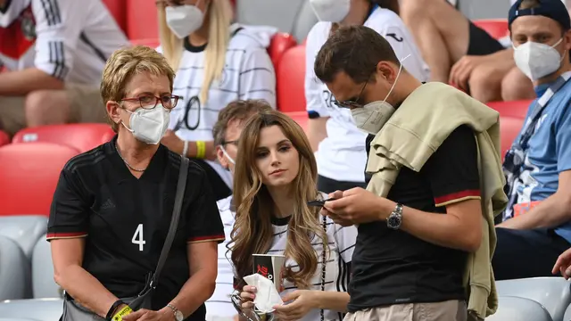 Gaya Pacar dan Istri Pemain Jerman di Euro 2020