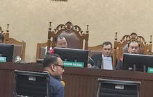 Pejabat Bakti Kominfo Ungkap Tiga Perusahaan Bagi-Bagi Hadiah mewah Terkait Proyek BTS