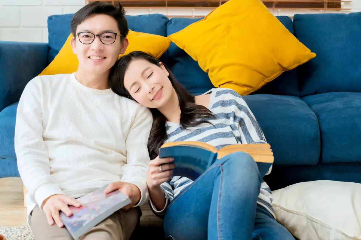 couple september sofa