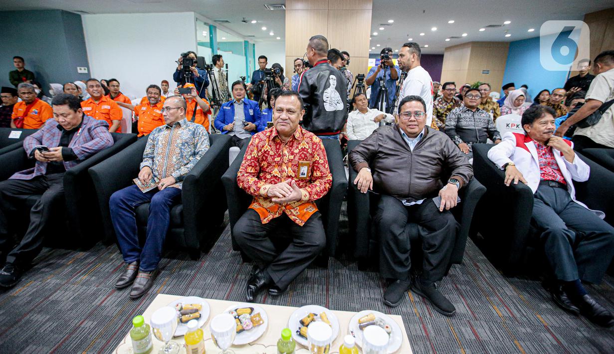 Hajar Serangan Fajar adalah kampanye antikorupsi untuk meningkatkan kesadaran publik terkait pencegahan politik uang dan korupsi menjelang pencoblosan pada Pemilu 2024. (Liputan6.com/Faizal Fanani)