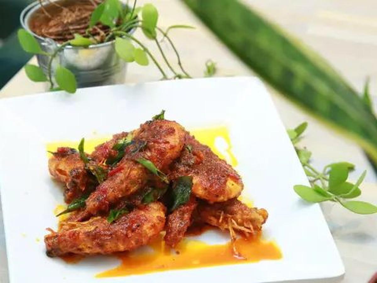 <b>2. Rendang Udang</b>