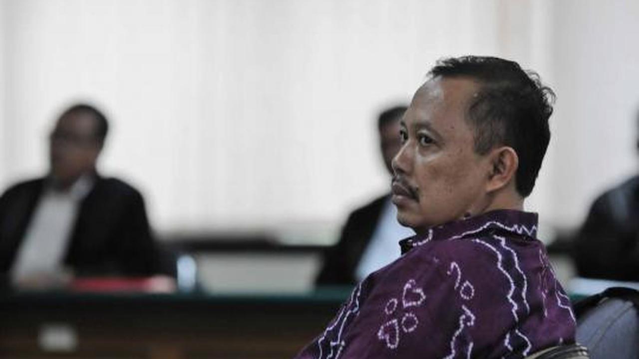 Dadong Irbarelawan dituntut 5 tahun penjara