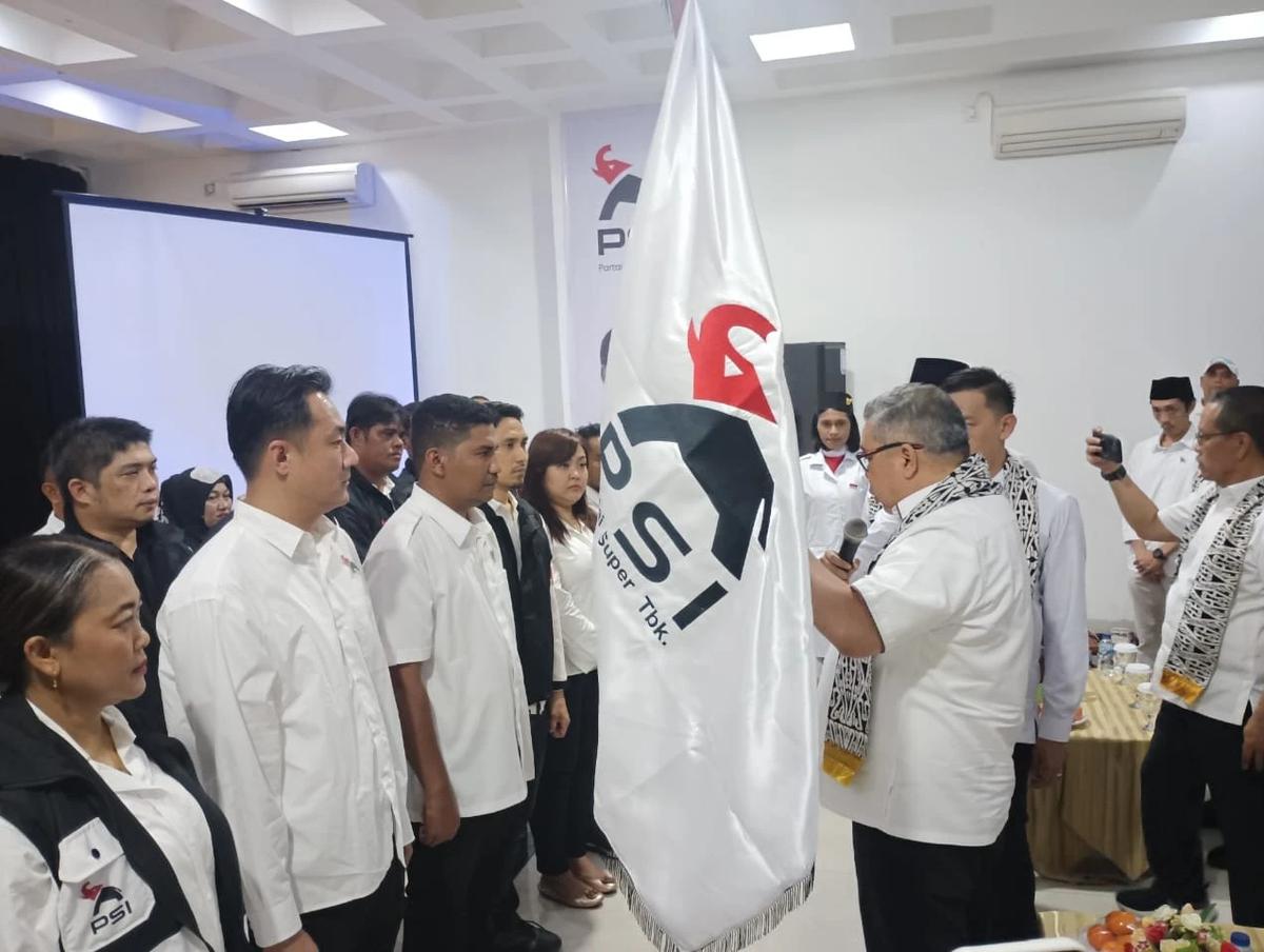 Ketua Harian DPP PSI, Ahmad Ali saat membuka Rakorwil PSI Maluku di Ambon
