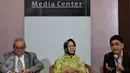 Ki-ka: Ketua Komisi II Rambe Kamarul Zaman, Pengamat Politik LIPI Siti Zuhro dan Ketua DPP PDI Perjuangan Andreas Pereira saat diskusi 'Ancaman Baru Deparpolisasi' di Kompleks Parlemen Senayan, Jakarta, Kamis (10/3/2016). (Liputan6.com/Johan Tallo)