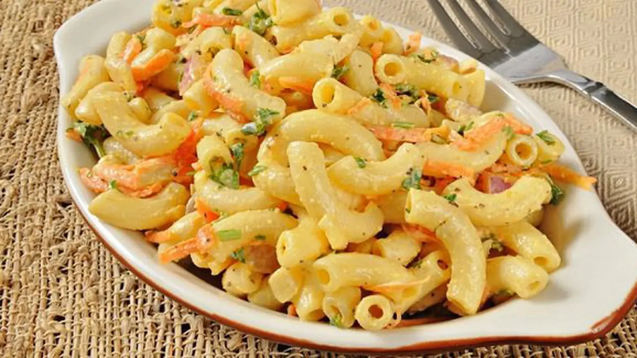 Makaroni yang yummy untuk bekal sekolah / copyright http://12tomatoes.com